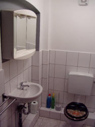 Berlin Ferienwohnung Old Village : Bad