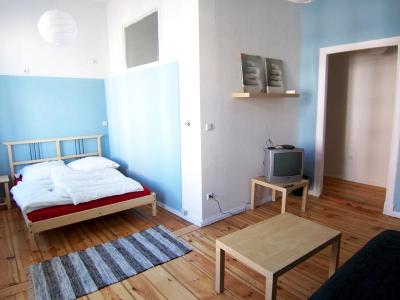 BerlinHostel24.com